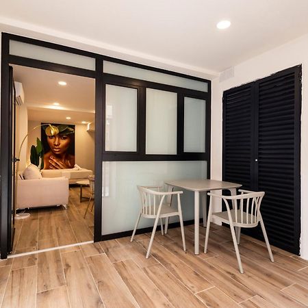 Cortes Suites By Concept Flats Valencia Exterior photo